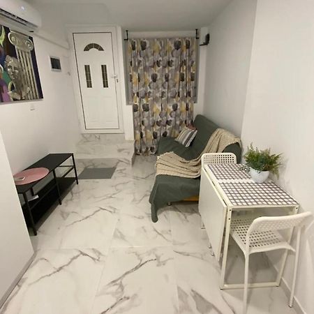 Nirvana Comfort Apartaments 3 Tesalonika Bagian luar foto