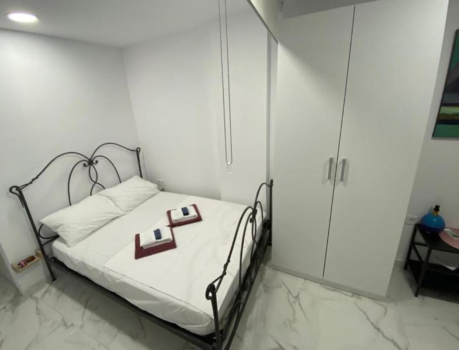 Nirvana Comfort Apartaments 3 Tesalonika Bagian luar foto